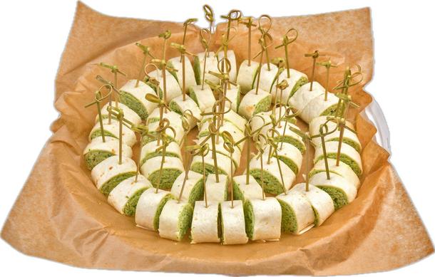 Рулетики Тортилья с сыром и зеленью