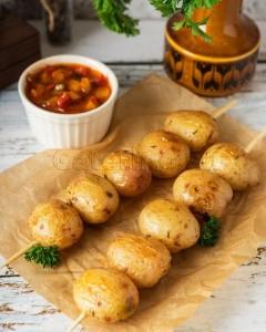 Мини шашлычки из картофеля черри Мини шашлычки из картофеля черри