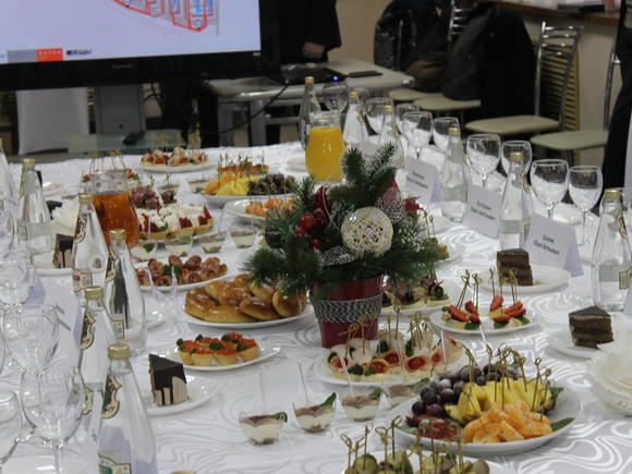 Фуршетный сет с горячими закусками на 20 персон в Пензе