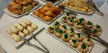 Праздничный фуршетный сет с шашлычками на 10 персон